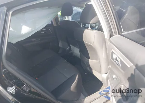 2017 Nissan Altima 2.5 Sr из США, поврежденный, VIN 1N4AL3APXHC256767